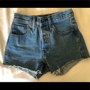 Womens Levi denim shorts